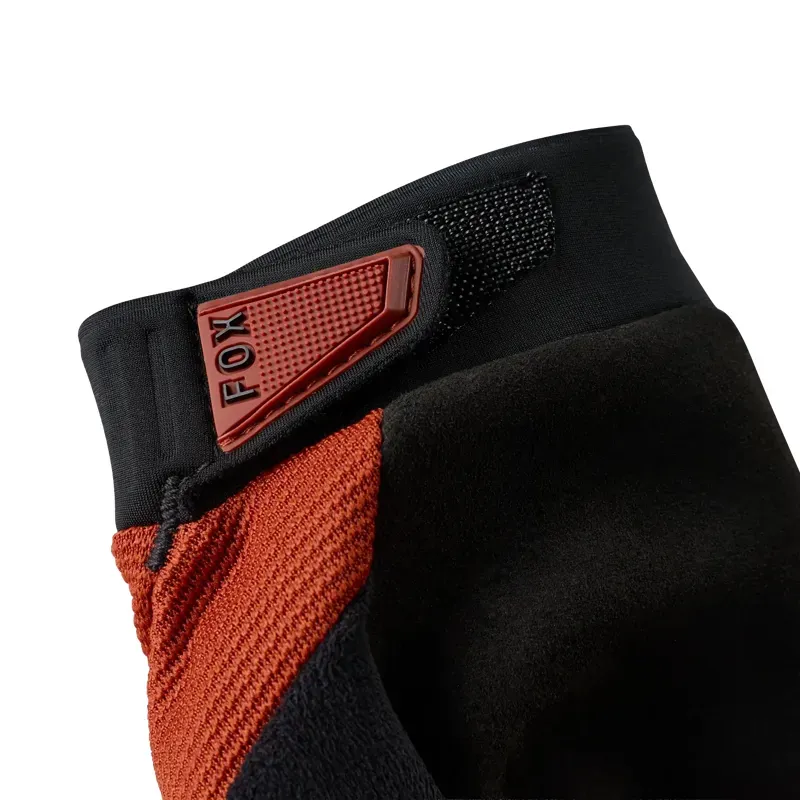 Fox Ranger Gloves in Amber Scarlet-4