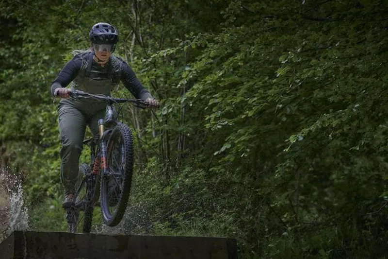 Madison DTE 3-Layer Waterproof Bib Trousers In Midnight Green-5